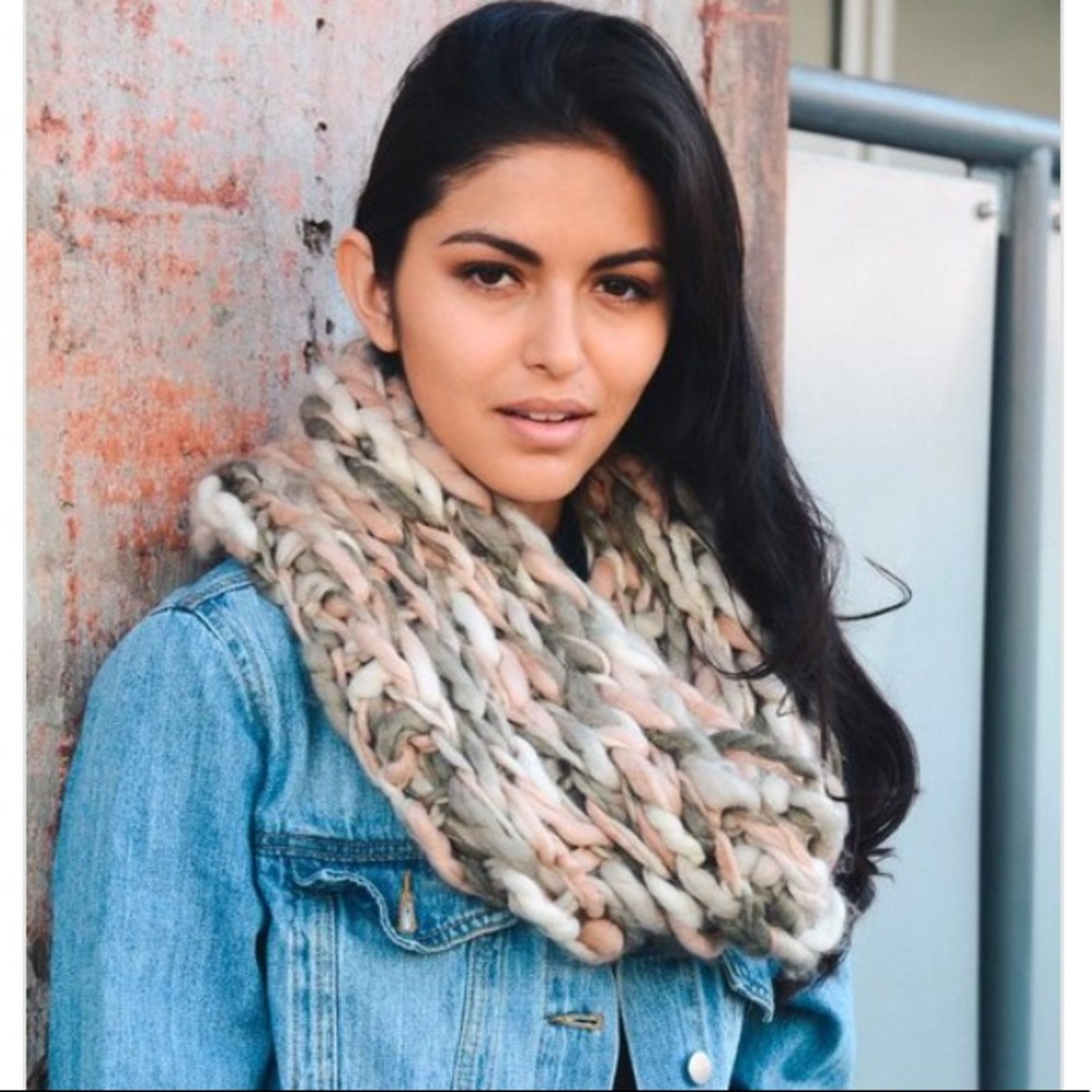 SOLD OUT - Picture 2 of 2